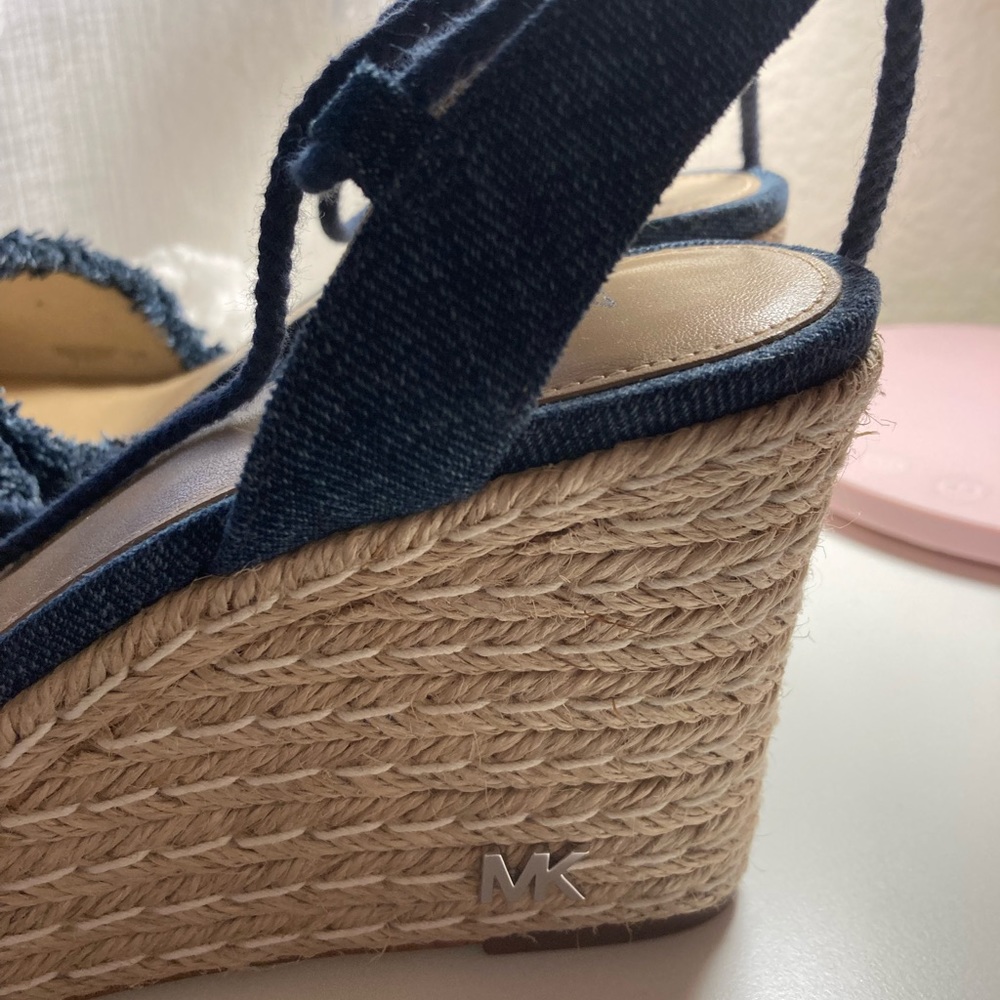 Michael Kors wedges NEW - Picture 2 of 10